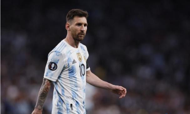 无锡“锡蓝骑手”化身流动宣传队